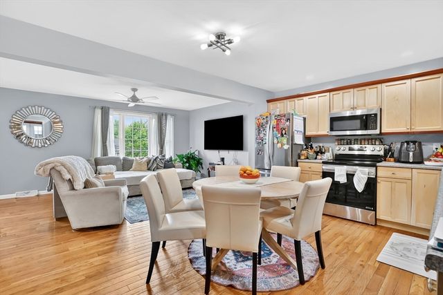 264 E Main St, Chicopee, MA 01020