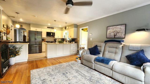 101 New Jersey Ave, Jefferson Twp., NJ 07849