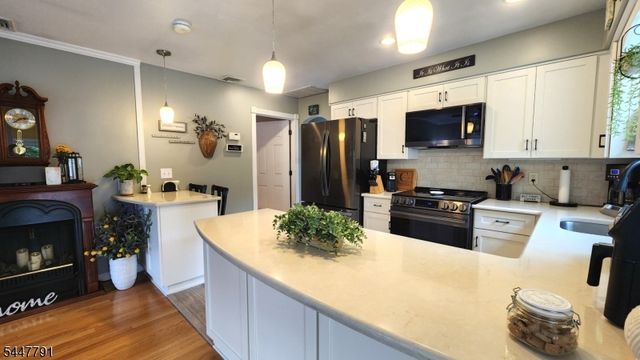 101 New Jersey Ave, Jefferson Twp., NJ 07849