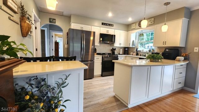 101 New Jersey Ave, Jefferson Twp., NJ 07849