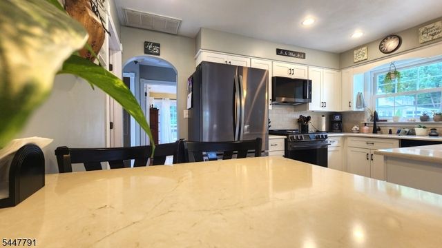 101 New Jersey Ave, Jefferson Twp., NJ 07849