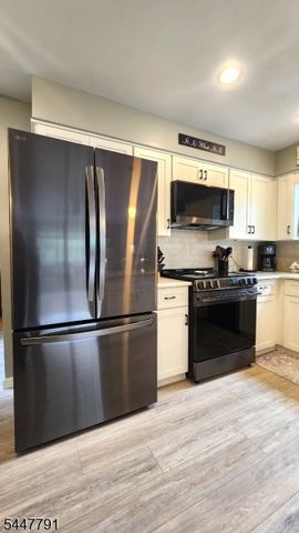 101 New Jersey Ave, Jefferson Twp., NJ 07849