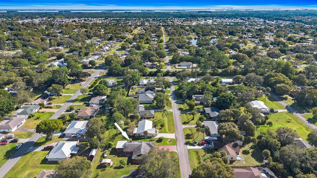 7406 Salerno Road, Fort Pierce, FL 34951