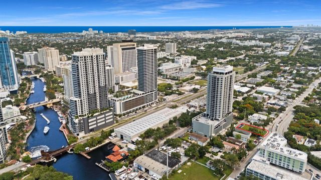 460 SW 4TH Avenue, Fort Lauderdale, FL 33315