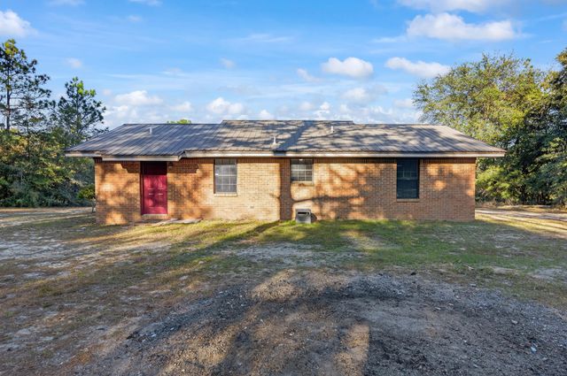 552 Roberts Drive, Defuniak Springs, FL 32433