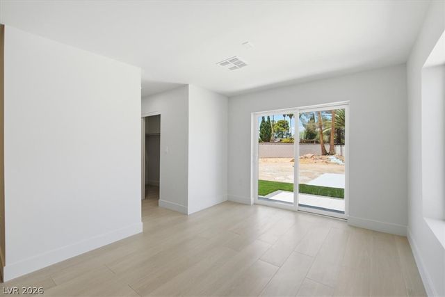 3660 West Robindale Road, Las Vegas, NV 89139
