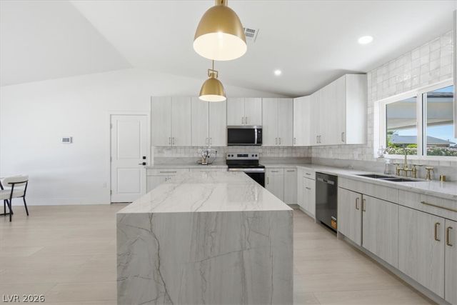 3660 West Robindale Road, Las Vegas, NV 89139