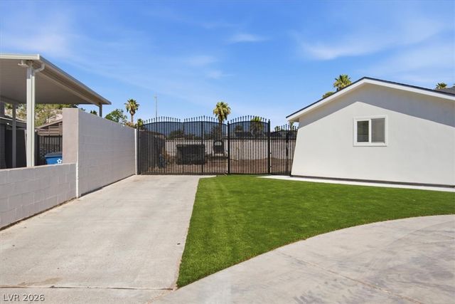 3660 West Robindale Road, Las Vegas, NV 89139