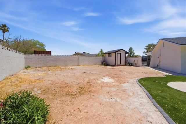 3660 West Robindale Road, Las Vegas, NV 89139