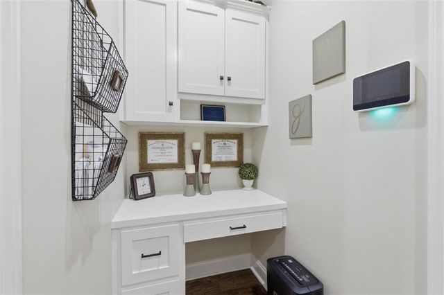 2205 Alexa Ln, Sulphur, LA 70663