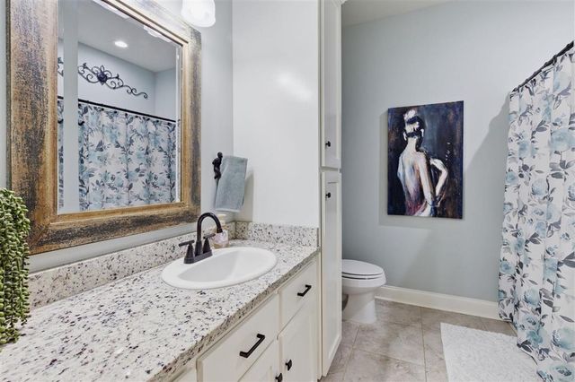 2205 Alexa Ln, Sulphur, LA 70663