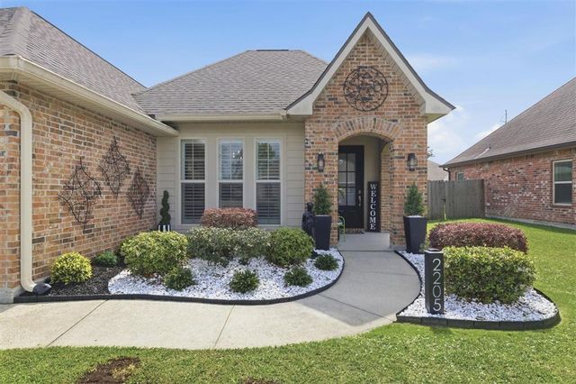 2205 Alexa Ln, Sulphur, LA 70663