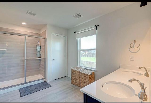 16330 Oakside Hollow Lane, Houston, TX 77084