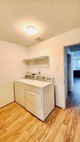 16330 Oakside Hollow Lane, Houston, TX 77084