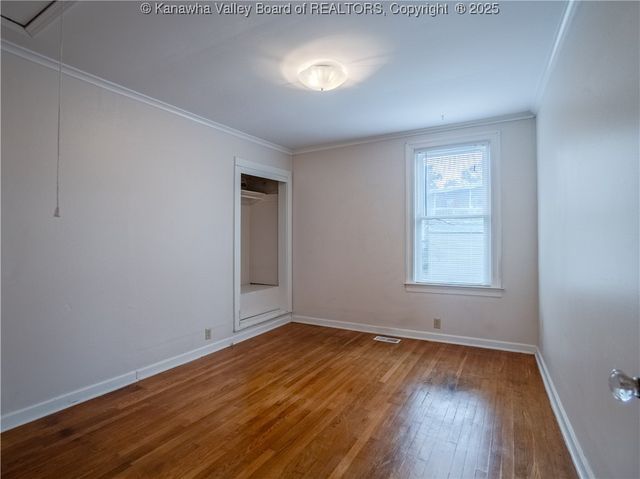 544 Burlew Drive, Charleston, WV 25302