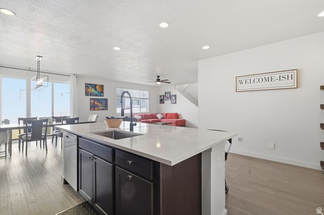 1976 W 850 N, Layton, UT 84041