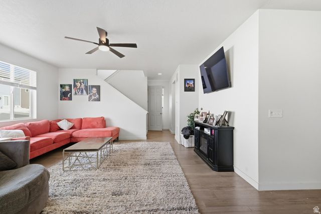 1976 W 850 N, Layton, UT 84041