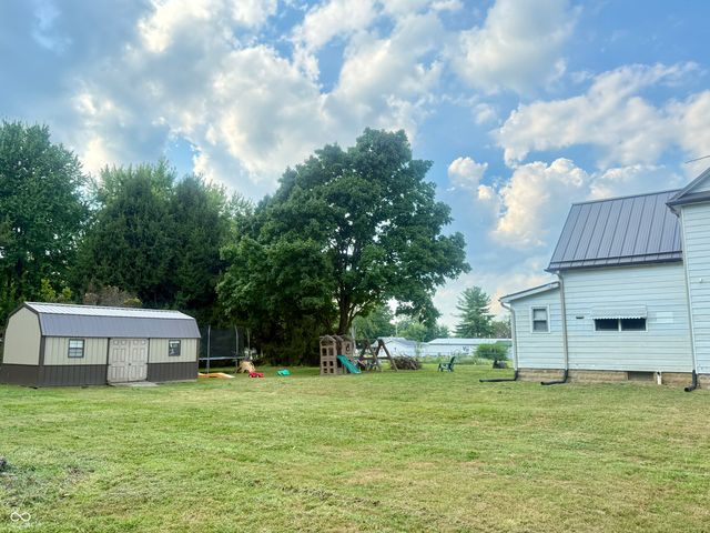 302 S 1st Street, Kingman, IN 47952