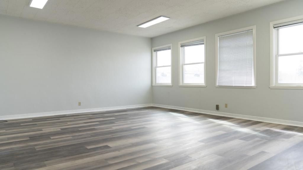 Image 9 of property listing at 1126 Broadway 1, Burlingame, CA 94010