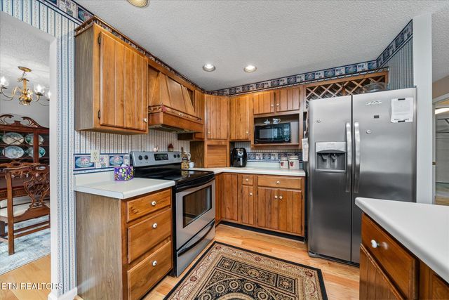 34 Beachwood Lane, Crossville, TN 38558