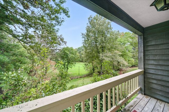 34 Beachwood Lane, Crossville, TN 38558