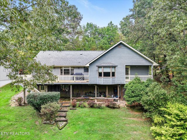 34 Beachwood Lane, Crossville, TN 38558