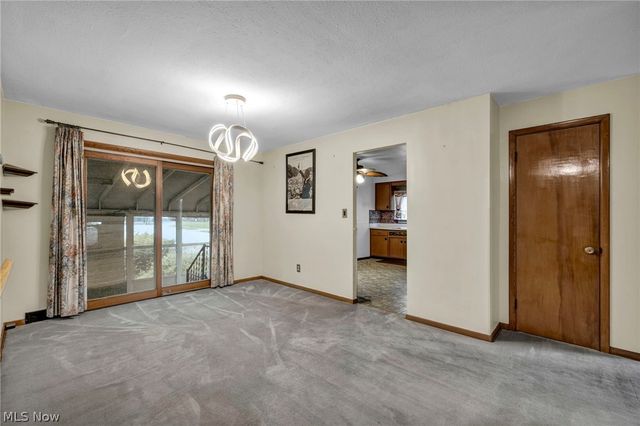 24560 Stephen Avenue, Euclid, OH 44123