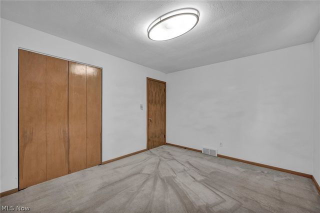 24560 Stephen Avenue, Euclid, OH 44123