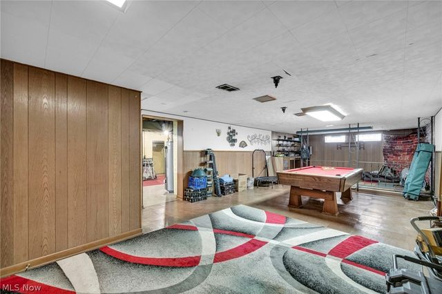 24560 Stephen Avenue, Euclid, OH 44123