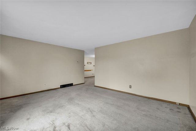 24560 Stephen Avenue, Euclid, OH 44123