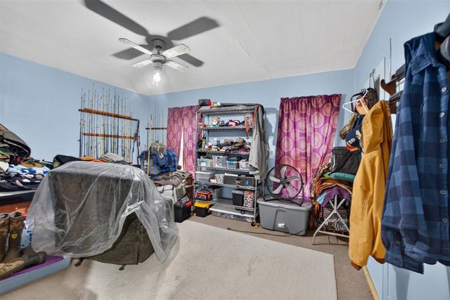 663 Oakhill Avenue, Jackson, MI 49201