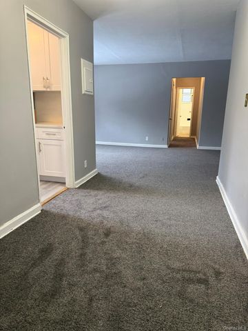 175 Bryant Avenue 1J, White Plains, NY 10605