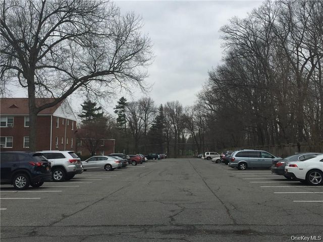 175 Bryant Avenue 1J, White Plains, NY 10605