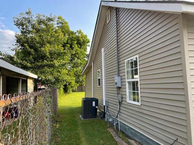 1507 W Emerson Street, Paragould, AR 72450