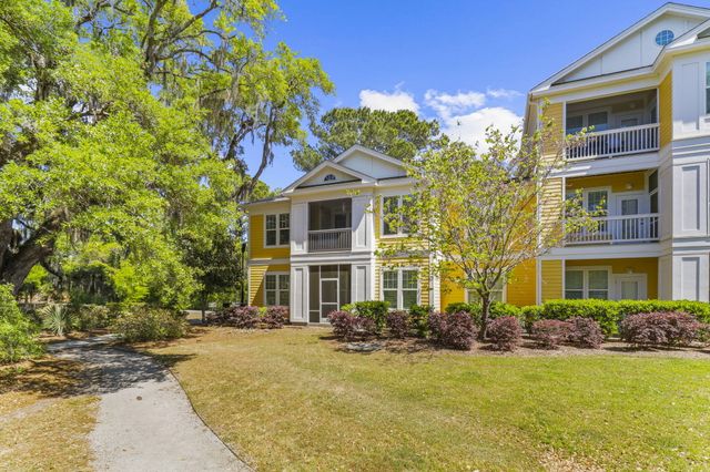 1925 Chatelain Way, Mount Pleasant, SC 29464