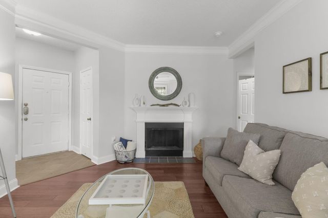 1925 Chatelain Way, Mount Pleasant, SC 29464