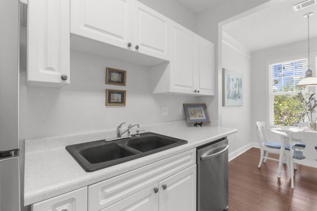1925 Chatelain Way, Mount Pleasant, SC 29464