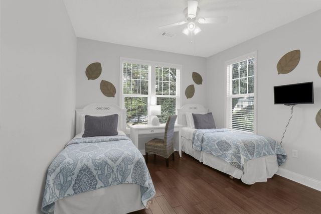 1925 Chatelain Way, Mount Pleasant, SC 29464