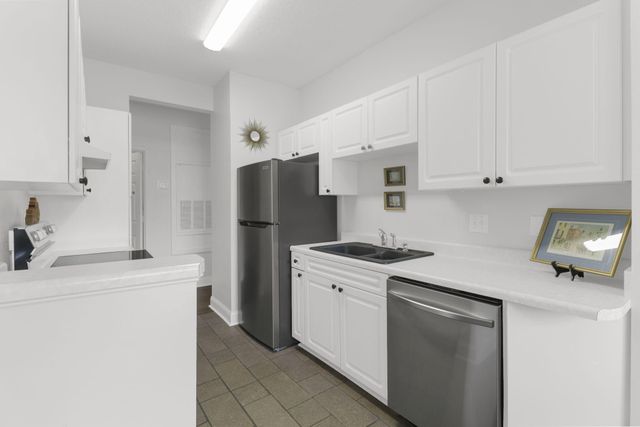 1925 Chatelain Way, Mount Pleasant, SC 29464
