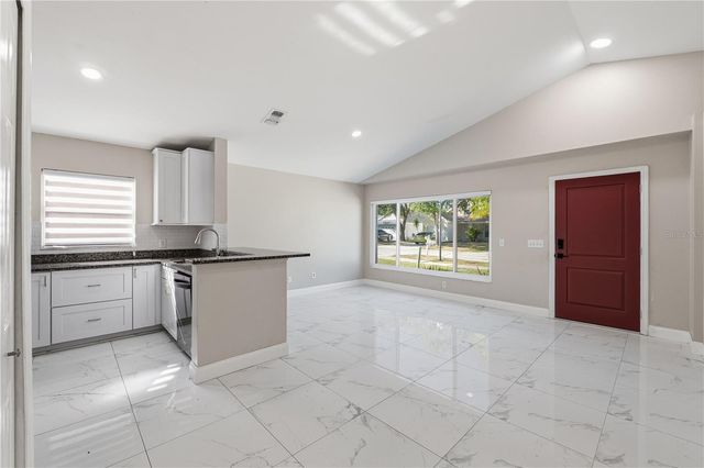 6614 NORTHHAVEN COURT, Riverview, FL 33578