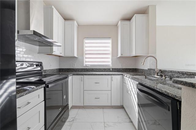 6614 NORTHHAVEN COURT, Riverview, FL 33578