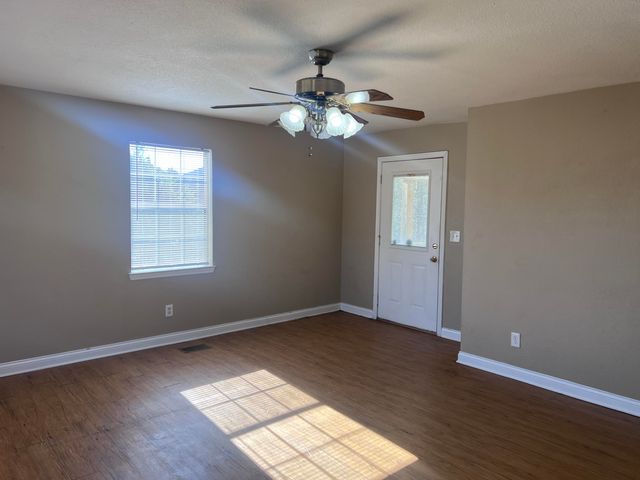 11367 Valley Street, Soddy Daisy, TN 37379