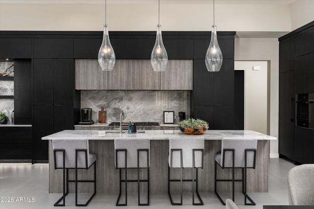 37200 N CAVE CREEK Road 1059, Scottsdale, AZ 85262