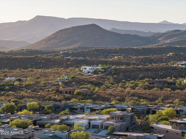 37200 N CAVE CREEK Road 1059, Scottsdale, AZ 85262