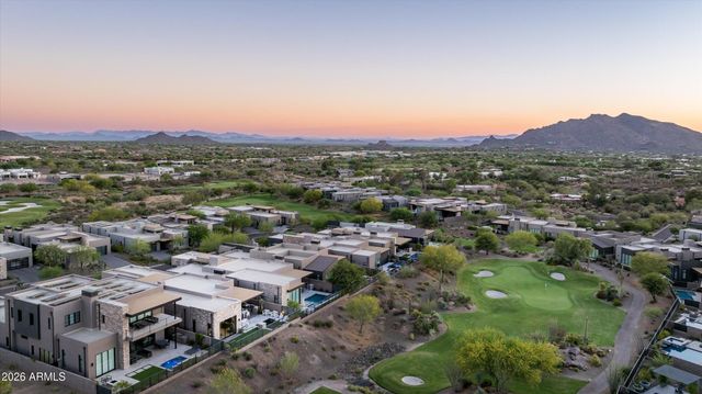 37200 N CAVE CREEK Road 1059, Scottsdale, AZ 85262