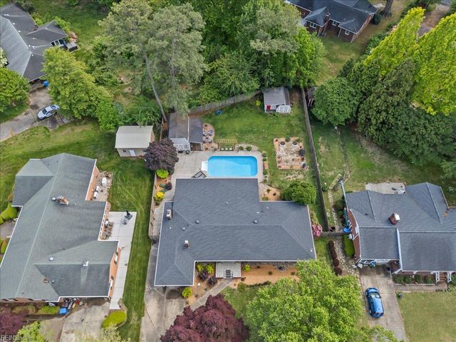 329 Old DR, Chesapeake, VA 23322