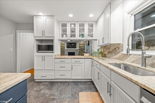 329 Old DR, Chesapeake, VA 23322