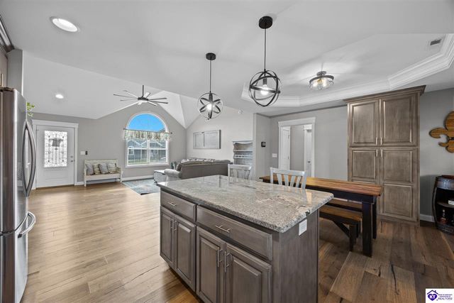 213 Elegance Way, Elizabethtown, KY 42701