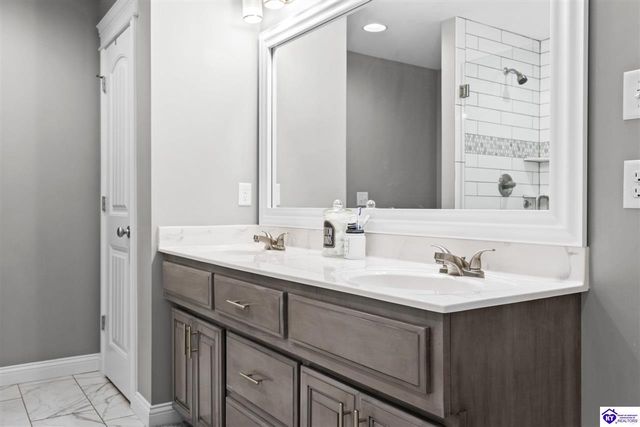 213 Elegance Way, Elizabethtown, KY 42701