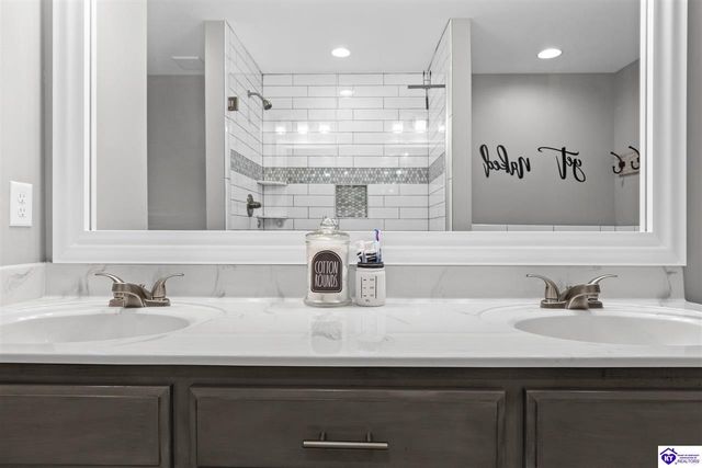 213 Elegance Way, Elizabethtown, KY 42701